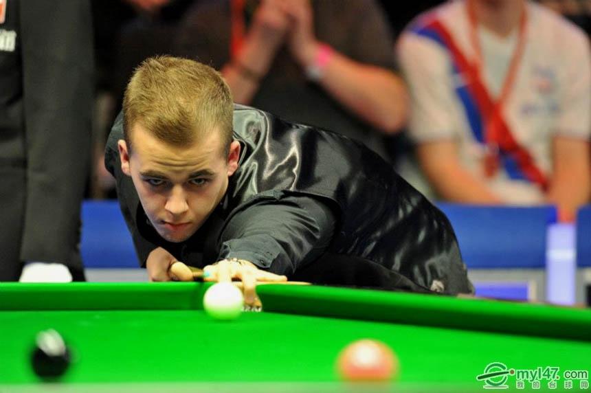 他以杰出的 他以杰出的