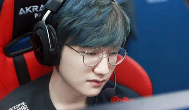 高难度的动 高难度的动