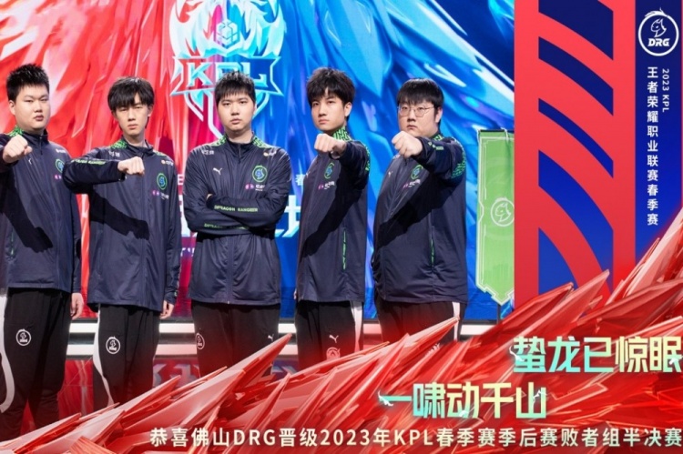 在此回望那 在此回望那