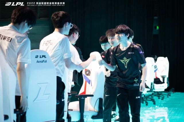 约条款成为 约条款成为