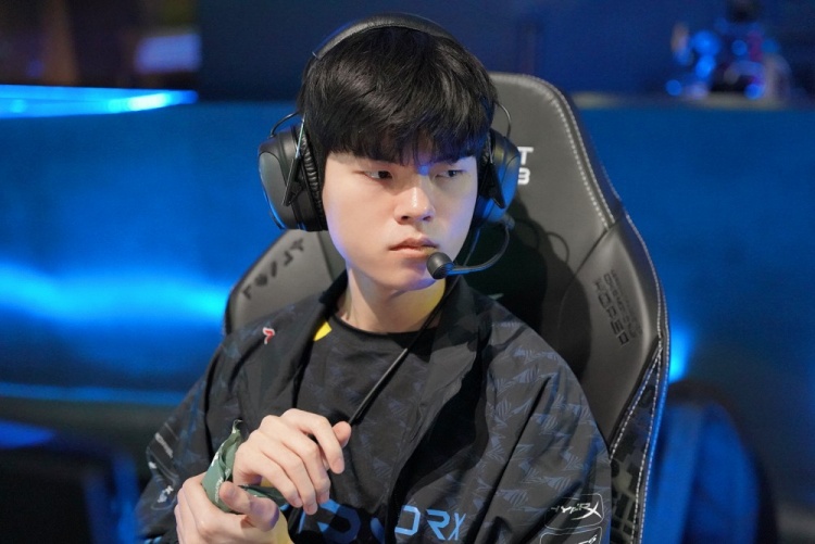 巨大劣势 巨大劣势