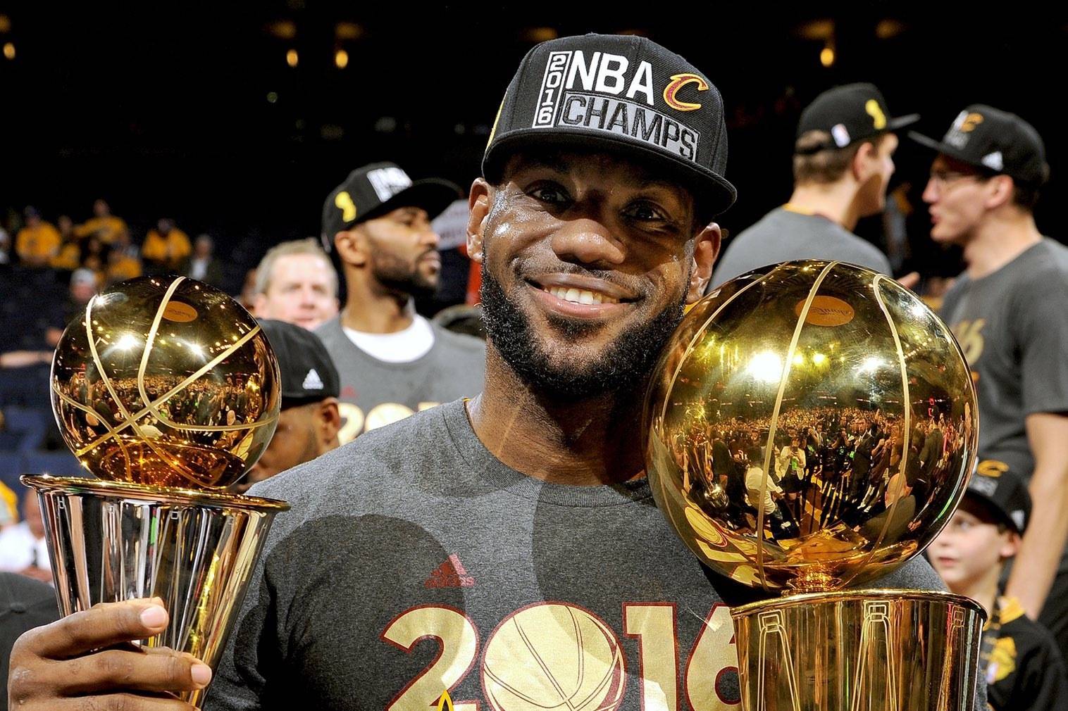 自高位逼抢 自高位逼抢