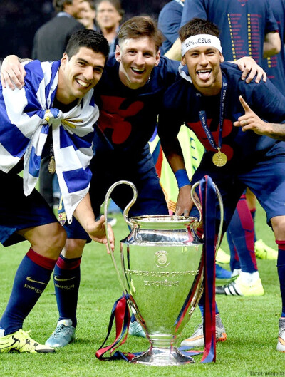 后手拉扯 后手拉扯